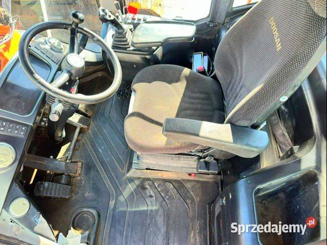 Ladowarka kolowa DOOSAN DL 450 tez Leasing Warszawa sprzedam