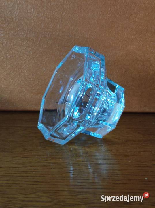 kryształowy świecznik fazowany cięty lśniący Świece