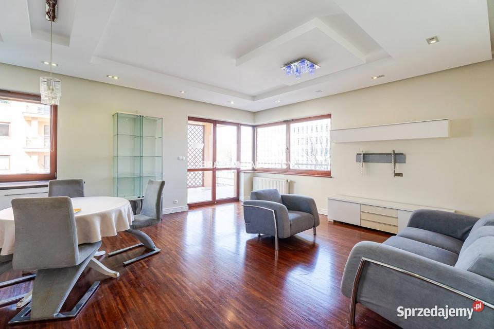 Mieszkanie Kraków Poznańska 8279m2 3pokojowe małopolskie