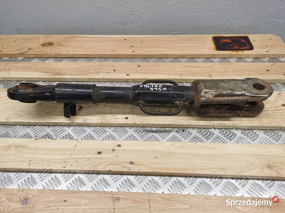 Wieszak podnośnika Valtra 8950 wielkopolskie Wilkowo