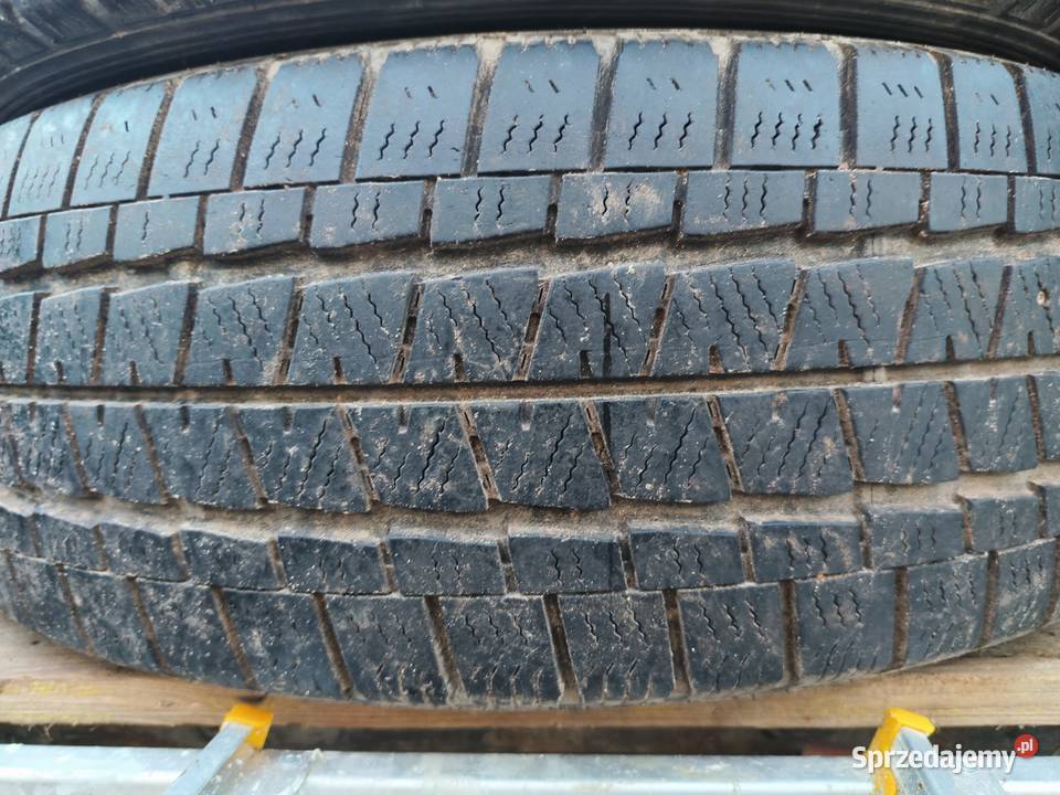 Falken opony 22560 r17 C do busa Czarny Las sprzedam