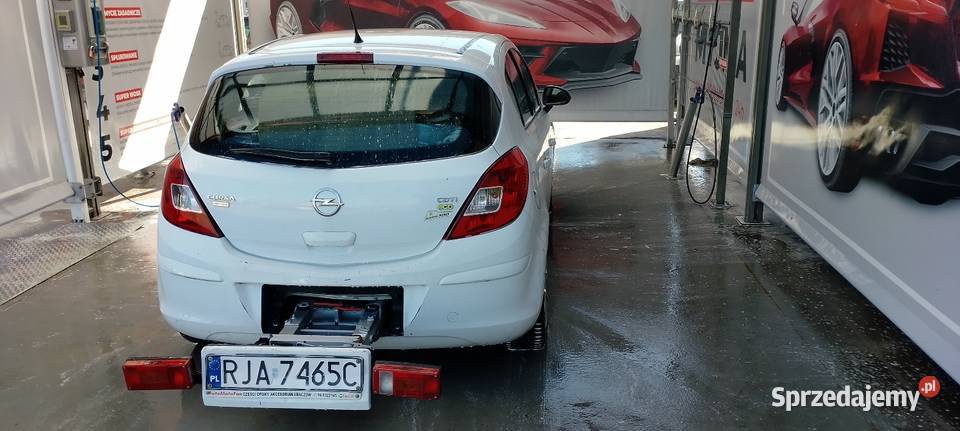 Opel corsa CDTI 2011 autoalarm Corsa Jarosław sprzedam
