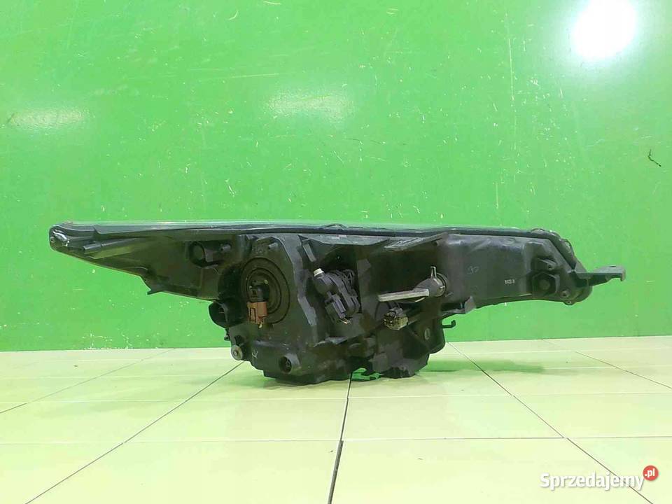 TOYOTA AVENSIS T27 T29 III LIFT II 17r lampa osobowe mazowieckie Suków