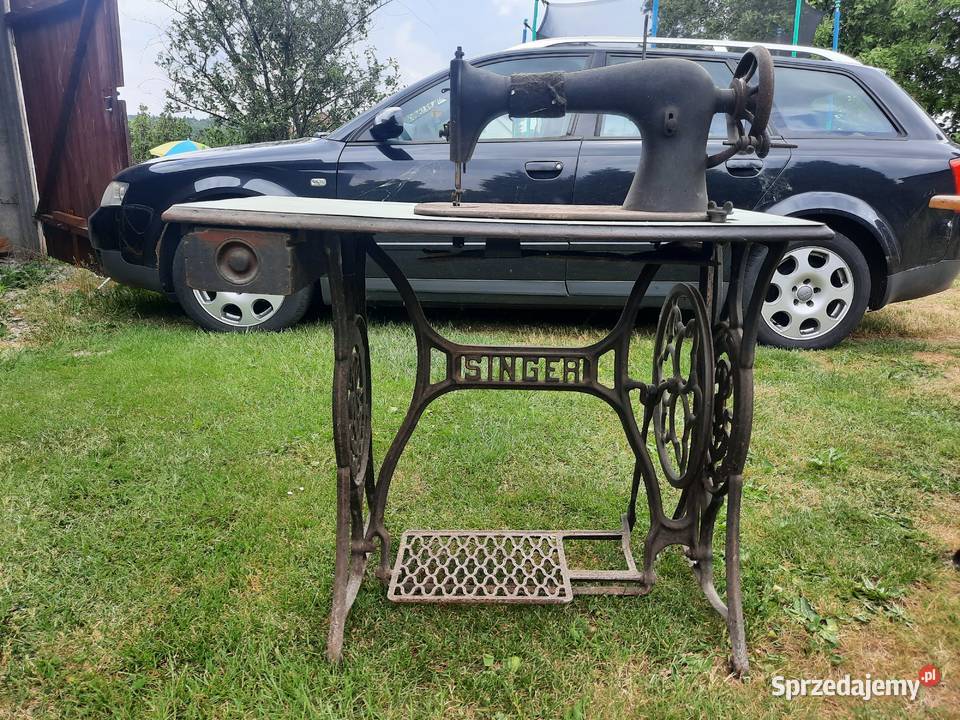 Stare maszyny do szycia Antyki Strojec