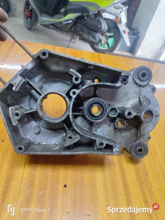 Karter lewy silnika 023 Komar motorynka Pozostałe Łubno sprzedam