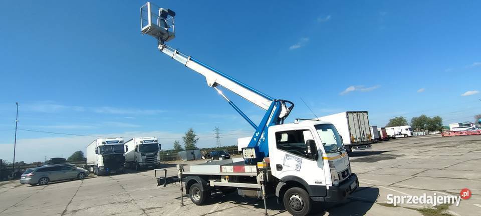 Podnośnik koszowy Multitel MT182 18 mna Nissan mazowieckie Stare Babice sprzedam