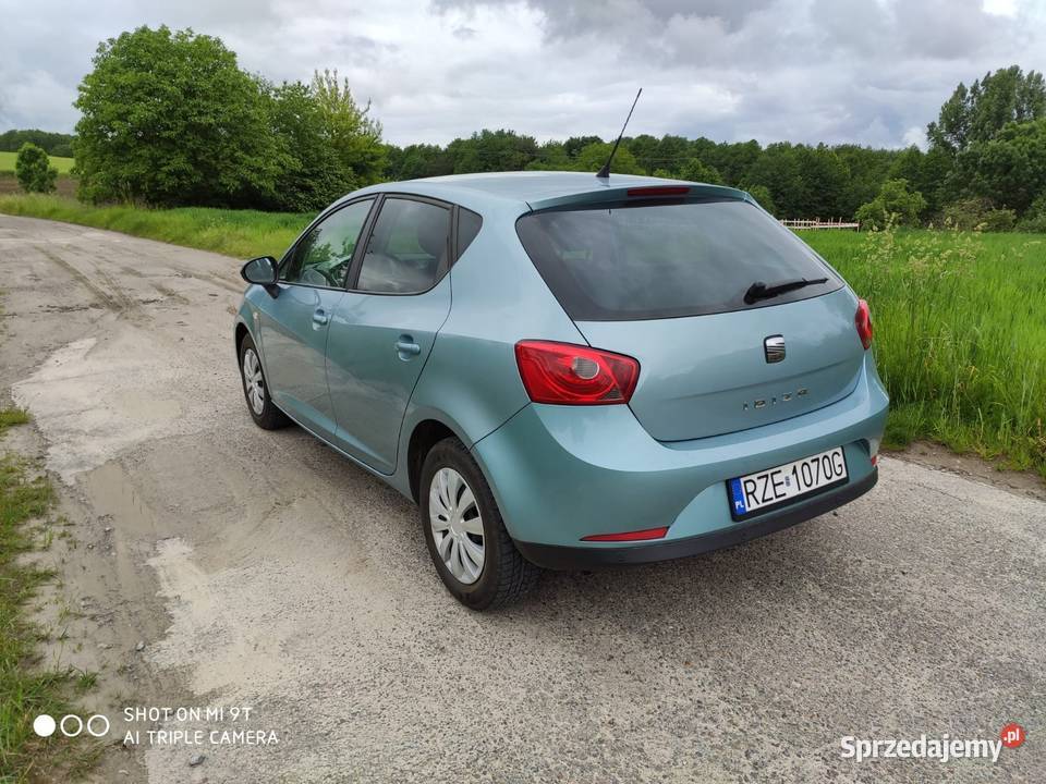 Seat Ibiza 14 MPI 2009r grzane fotele Rzeszów sprzedam