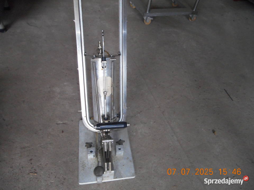 Klipsownica dwurzędowa