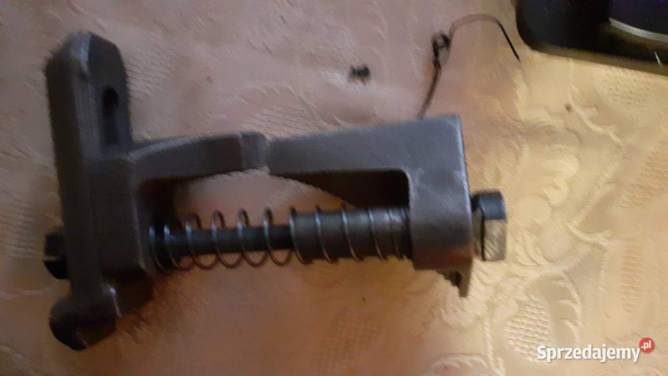 2 łapy regulowane frezarskie 60135 Pozostałe Szczecinek sprzedam