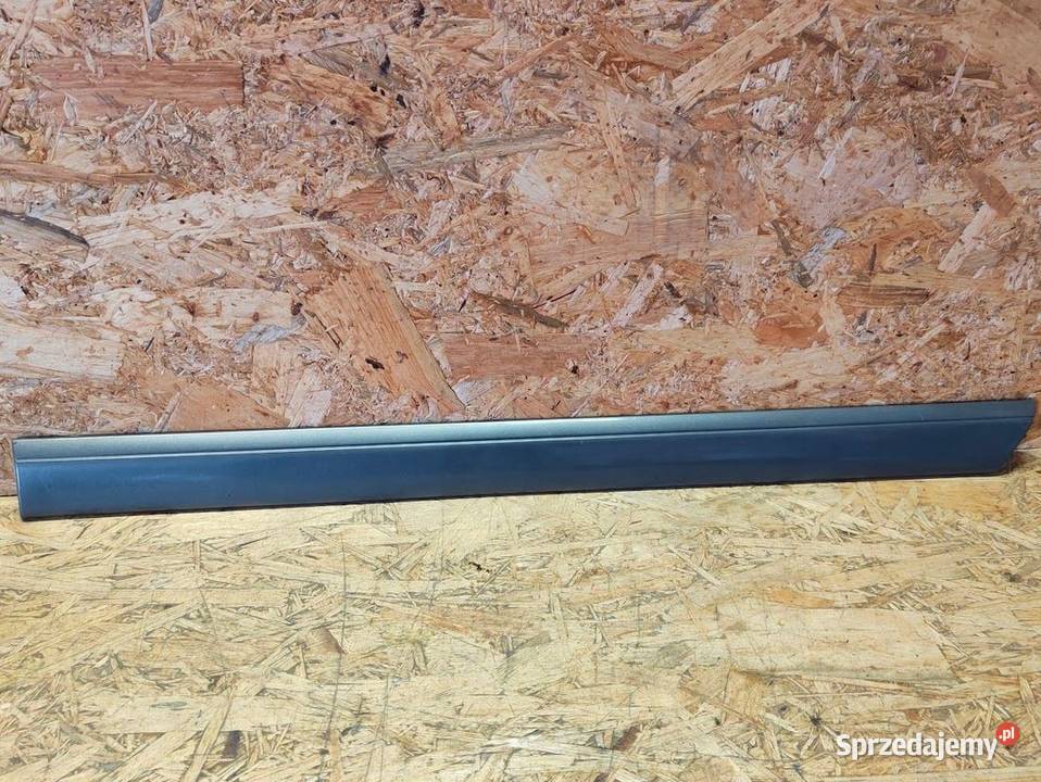 Listwa Drzwi Lewy Tył Mercedes W202 A2026900562 Pleszew
