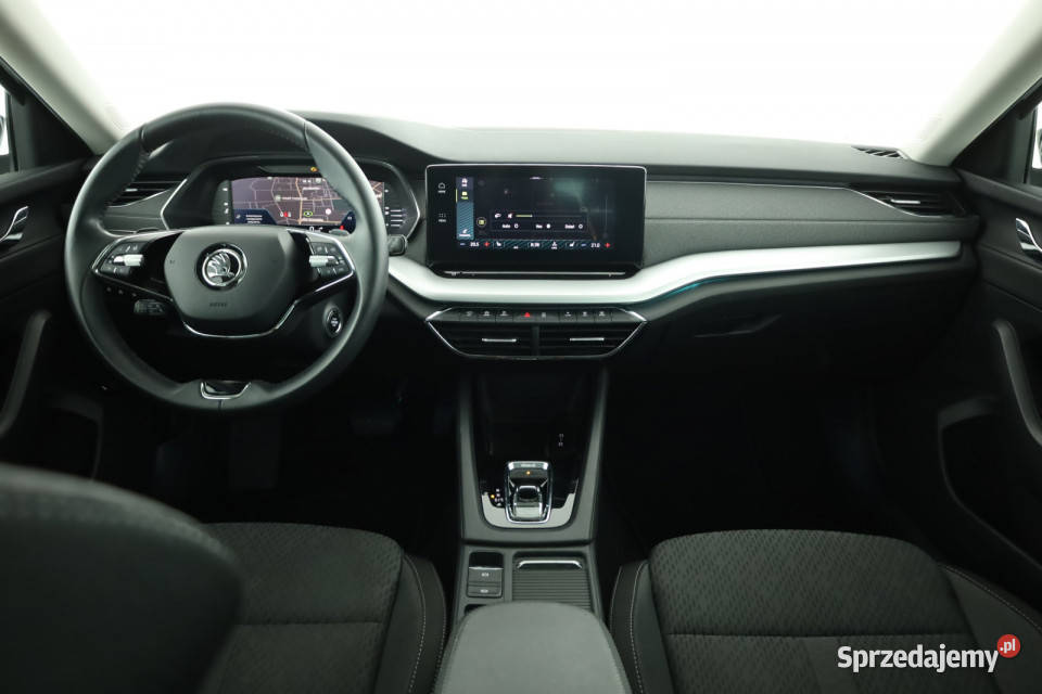 Skoda Octavia 20 TDI asystent pasa ruchu Piaseczno