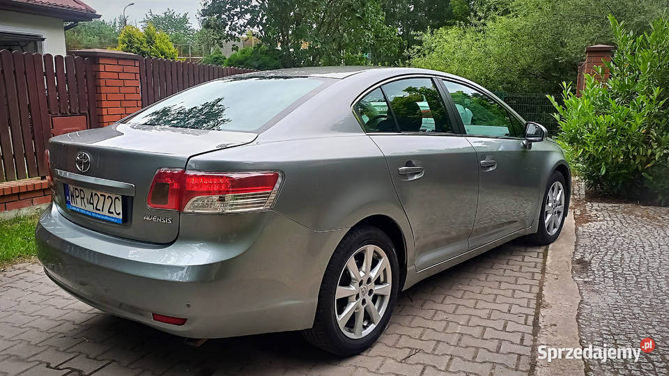 Toyota Avensis Salon Polska Bezwypadkowy Warszawa