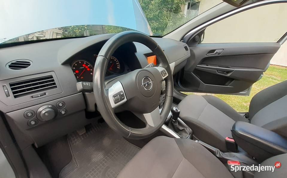 Opel Astra H 14 16v 90 2010 Libiąż