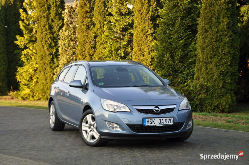 Opel Astra 16T180Duża NaviGrzane nawigacja Ostrów Mazowiecka sprzedam