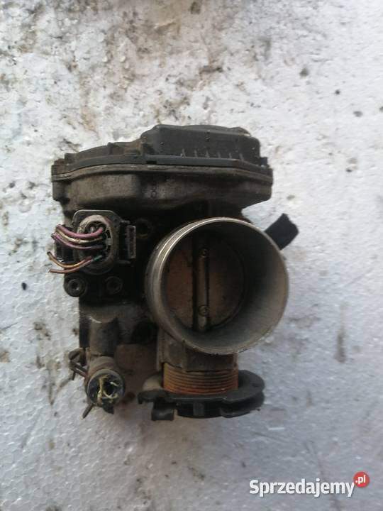 Przepustnica Volkswagen Golf IV 16SR osobowe Wisznice