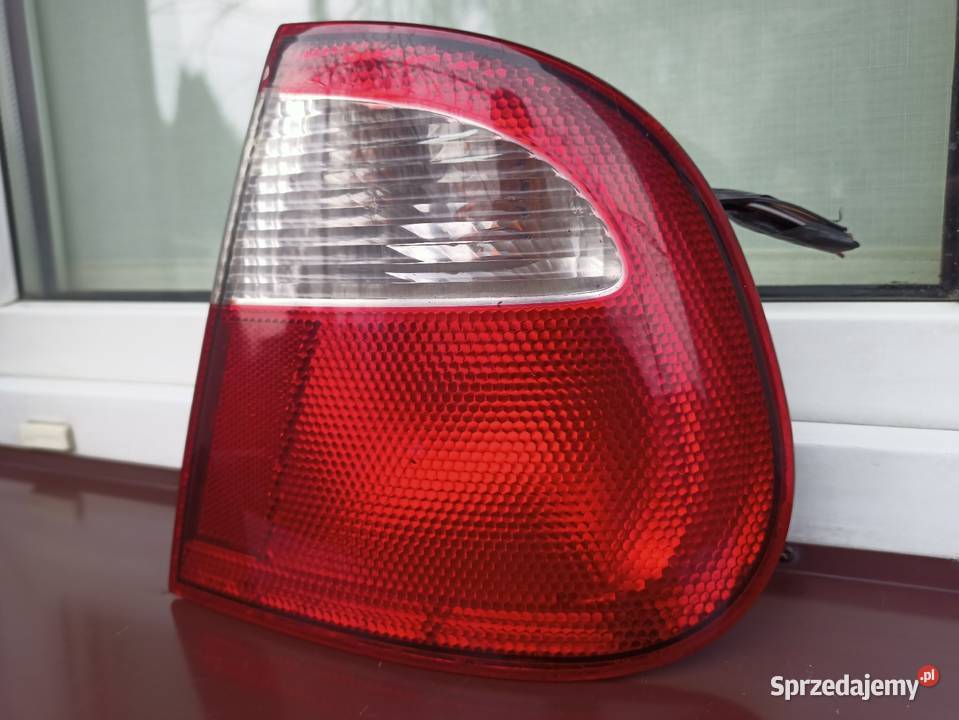 Seat Cordoba 1 I LIFT lampa tył tylna prawa w łódzkie Sieradz