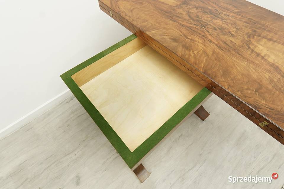 Zabytkowy stolik kawowykarcianydo gier ART DECO wielkopolskie Jerka