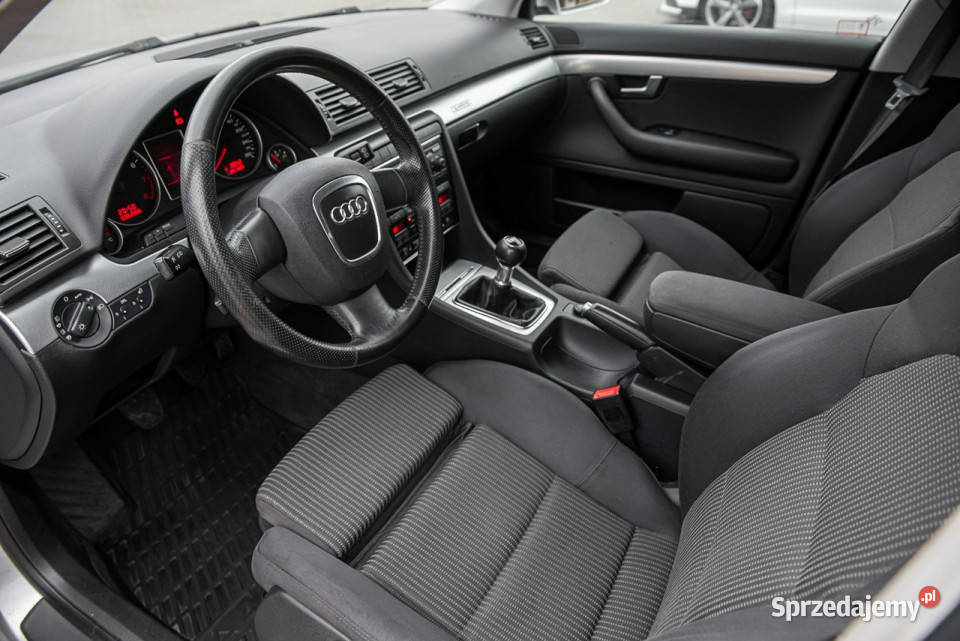 Audi A4 Avant SLine Quattro 20T 200 Manual Super elektrochrom. lusterko wst. Zwoleń