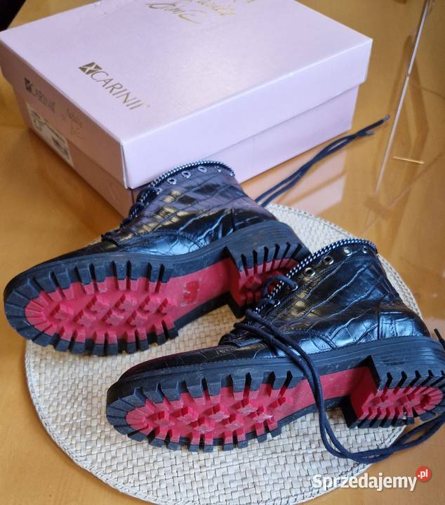 Botki damskie Carinii sznurowane wysokie stan b lubelskie