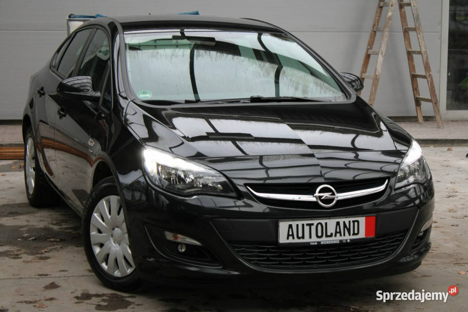 Opel Astra ACTIVEOryginalny lakierMaly benzyna śląskie Gliwice