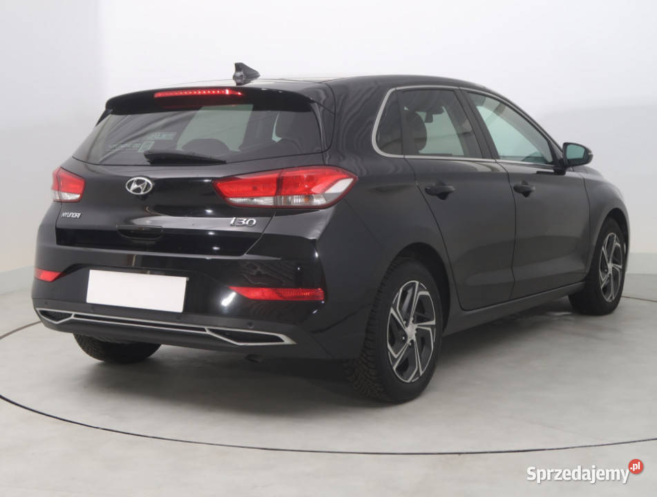 Hyundai i30 16 CRDi czarny