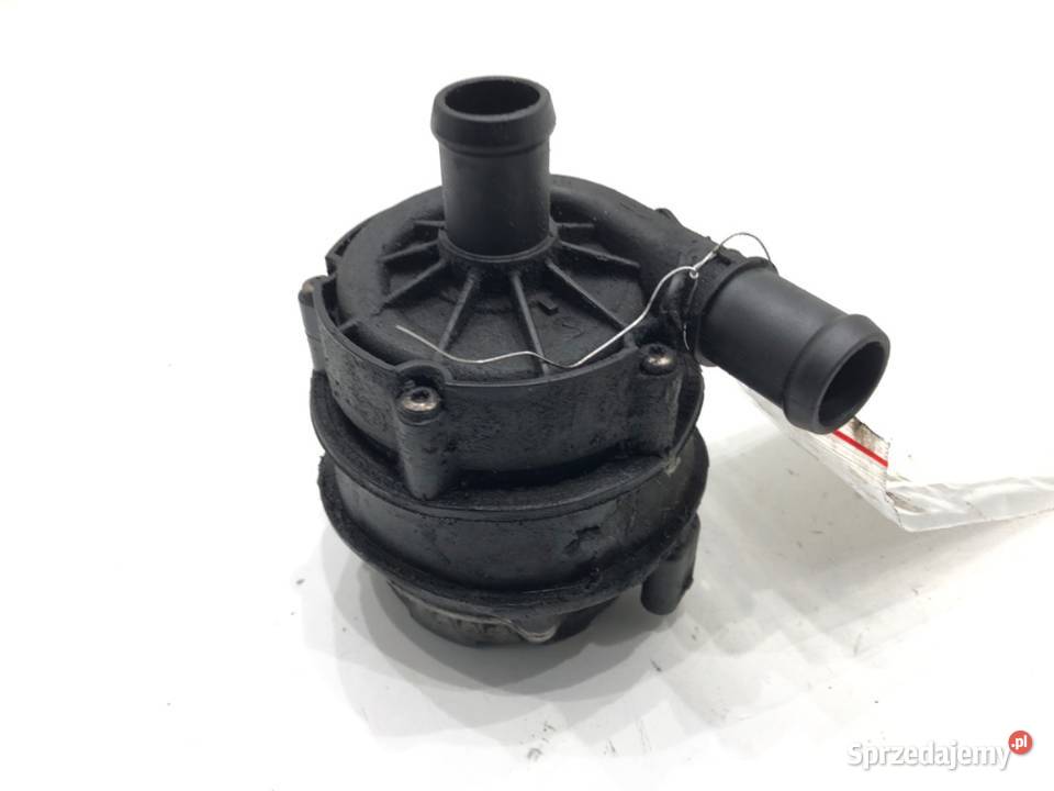 DODATKOWA POMPA WODY VW PASSAT B8 04L965567A 20 sprzedam
