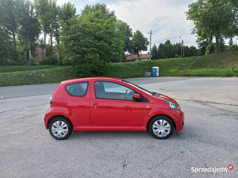 Toyota Aygo Benzyna Klimatyzacjia ABS klimatyzacja Aygo małopolskie