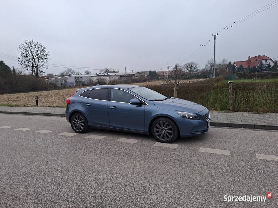 Sprzedam volvo v40 d2 2013 elektrycznie ustawiane fotele kujawsko-pomorskie Bydgoszcz
