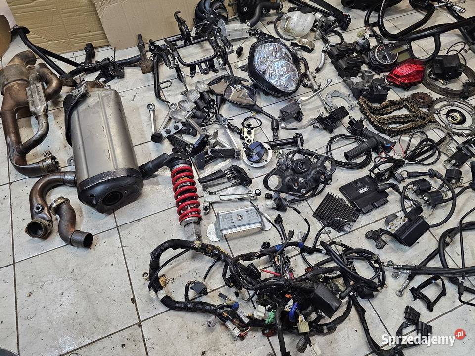 Suzuki DL 1000 Vstrom części dl1000 v strom