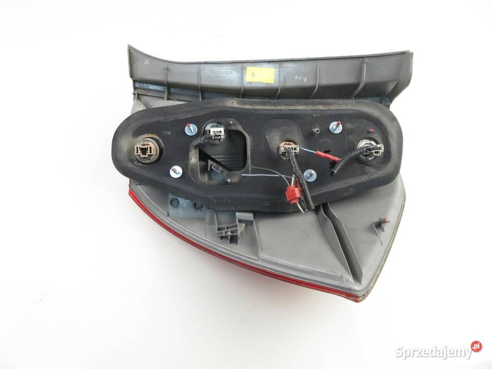 LAMPA LEWA TYLNA HONDA FRV BE