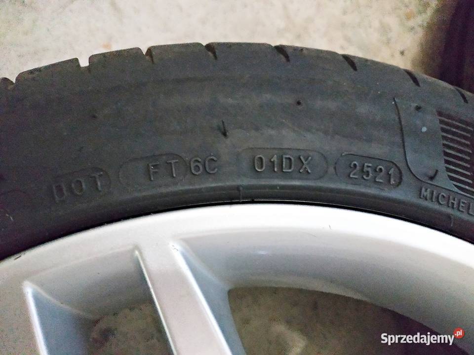 Opony MICHELIN 22545 R17 z 2021 r 24540 ZR17 z 45 Konin