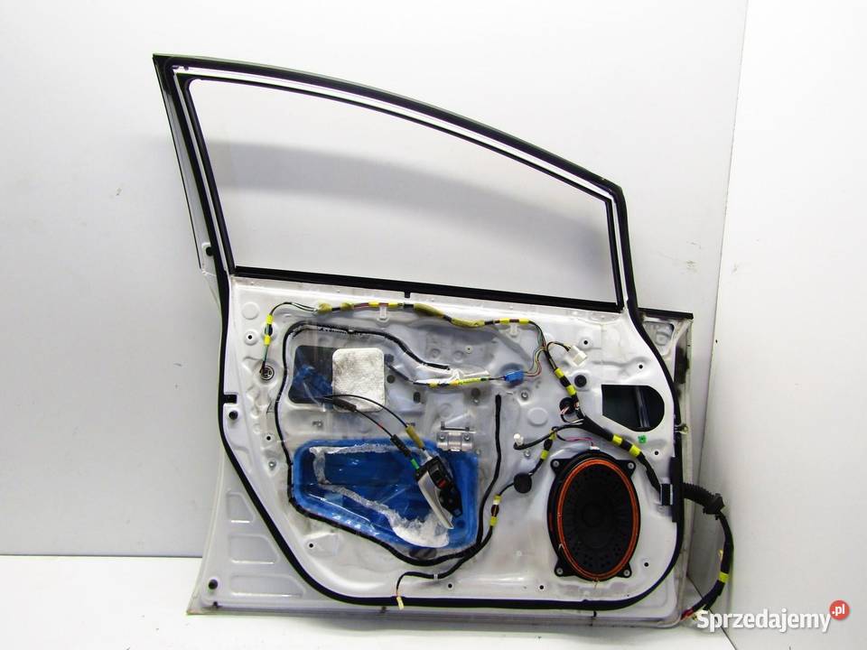 DRZWI PRZEDNIE LEWY PRZÓD 070 TOYOTA PRIUS III