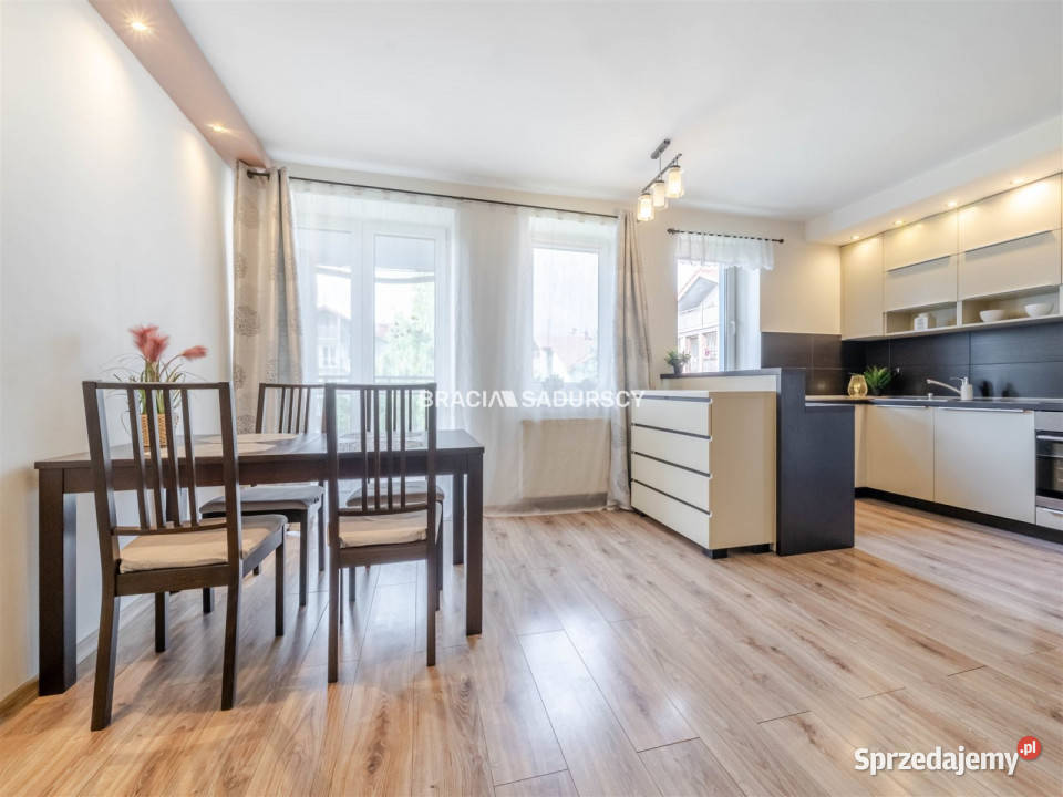 Sprzedam mieszkanie Kraków Baziaka 493m2 2 małopolskie sprzedam