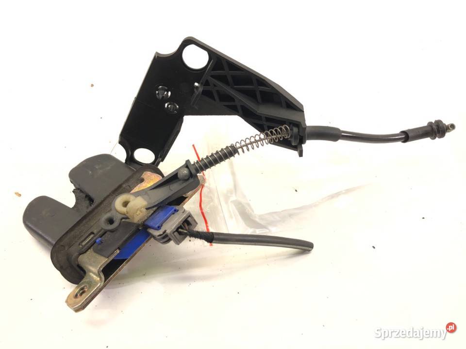 ZAMEK KLAPY TYŁ AUDI A4 B6 SedanLimuzyna