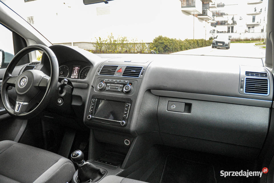 Volkswagen Touran 2010 r Wrocław