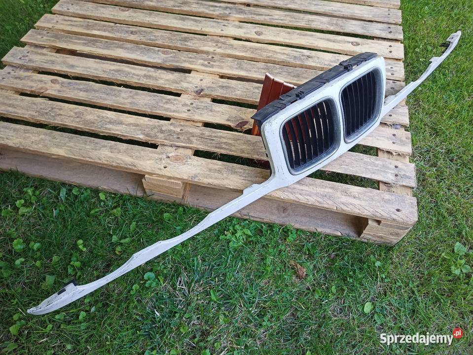 BMW E34 grill atrapa przednia nerki przedlift łódzkie Sieradz