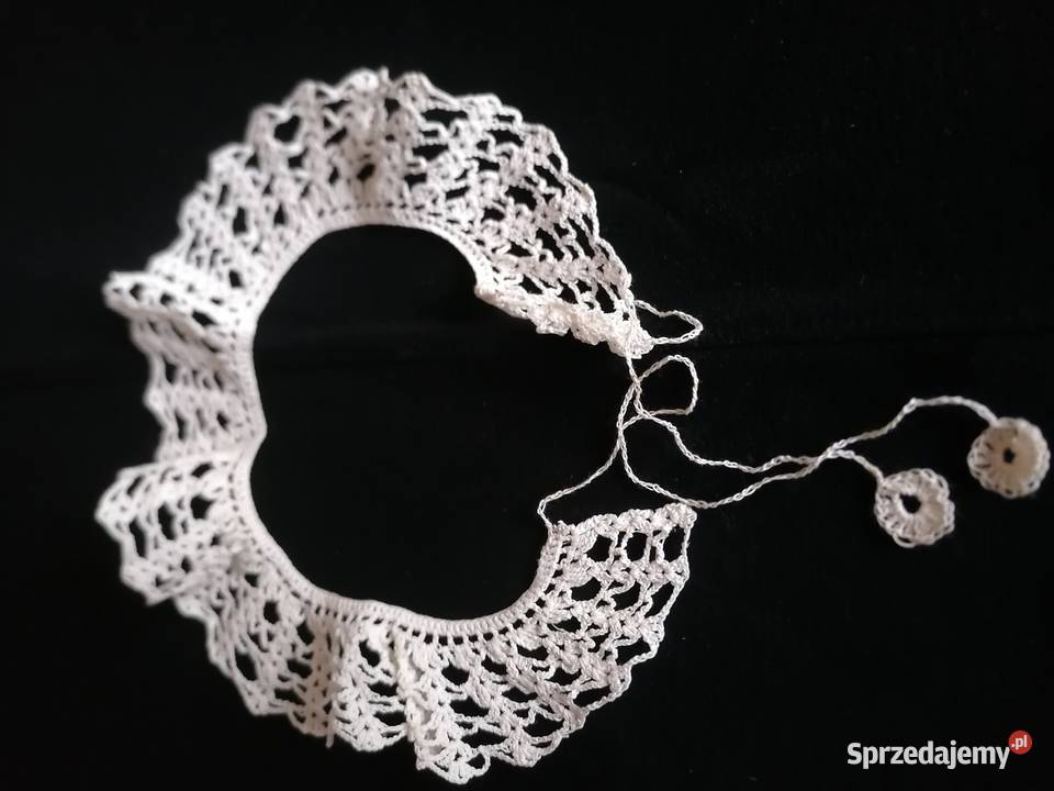 Kołnierzyk szydełkowy z białych niciRękodzieło łódzkie Łódź sprzedam