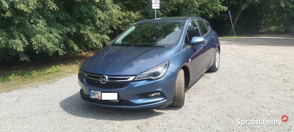 Opel astra K Płock