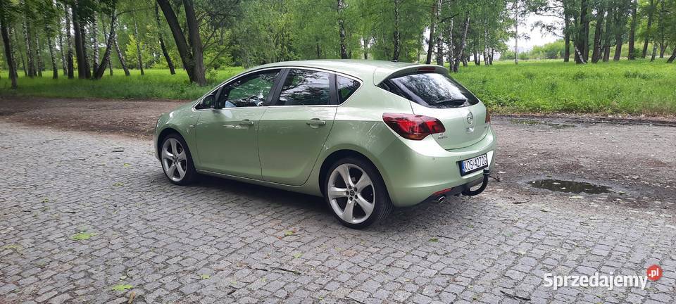Astra 14 turbo niski przebieg pierwszy czujnik parkowania Oświęcim