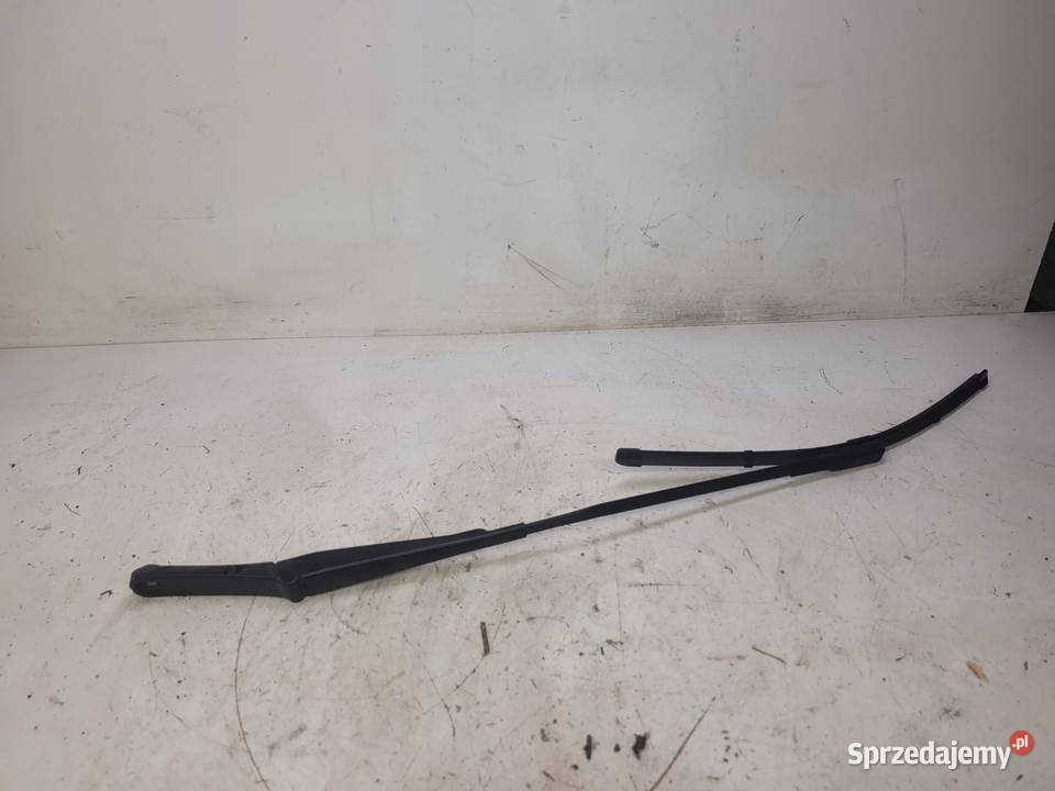 RAMIĘ WYCIERACZKI PRAWE AUDI Q5 8R 8W1955408 Przystajń