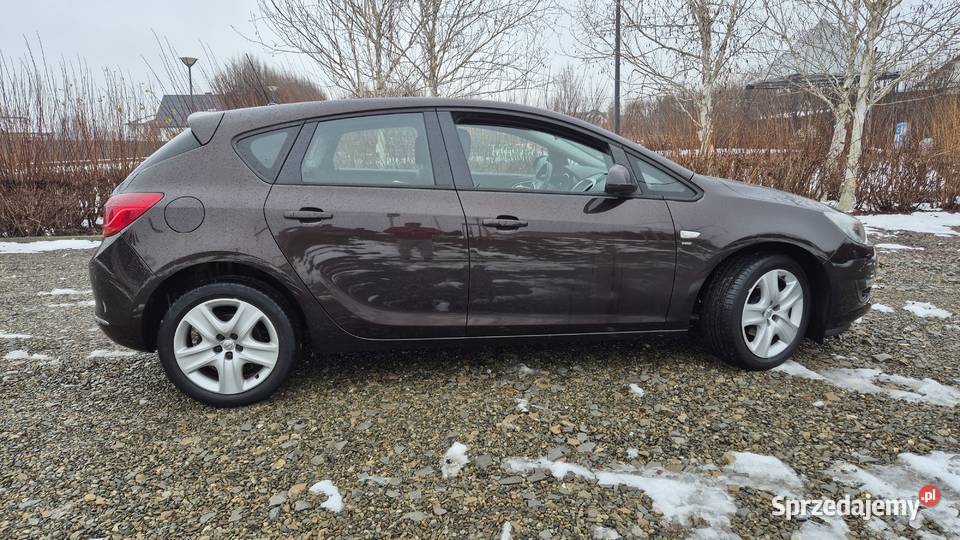 ASTRA 14 120 OPŁACONA BEZWYPADKOWA przyciemniane szyby sprzedam