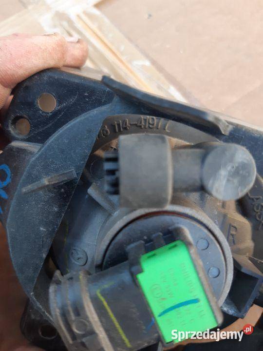 Halogen prawy Mazda 3 III BM 11441977 Lampa osobowe dolnośląskie