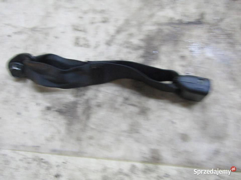 KLAMRA ZAPINKA PASA TYŁ TYLNA ŚRODKOWA NISSAN sprzedam