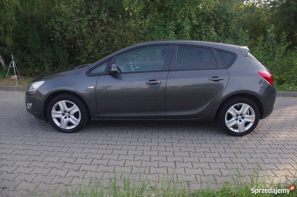 Opel Astra J 2011 14 101 przebieg 59700 wspomaganie kierownicy Ostrów Wielkopolski sprzedam