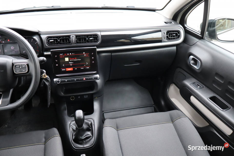 Citroen C3 12 PureTech beżowy Zabrze