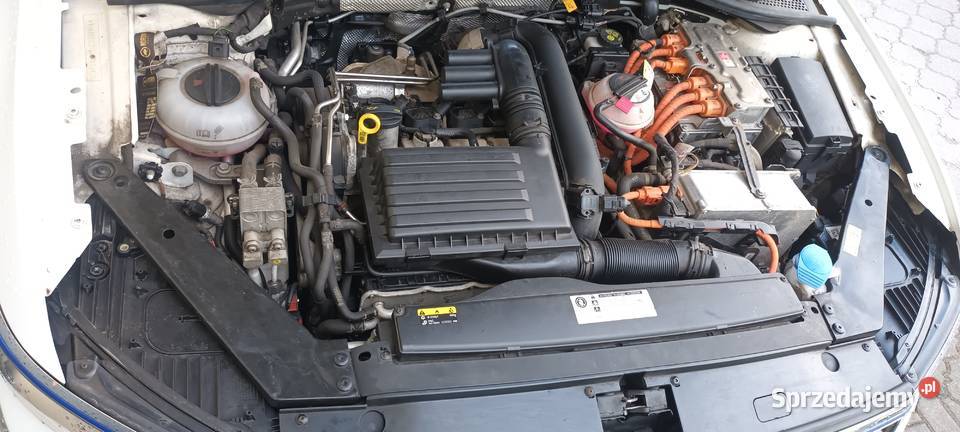 Volkswagen Passat Variant 14 TSI PlugInHybrid Rok produkcji 2017 Passat Gubin