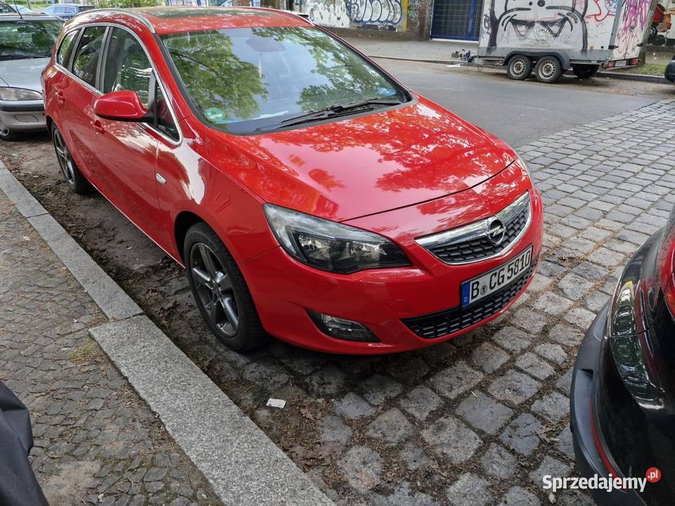 Opel Astra Sports Tourer 16 Turbo 180 super stan nieuszkodzony podkarpackie Dębica