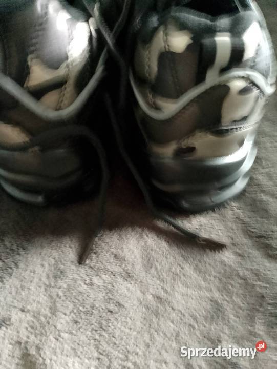 Buty sportowe RoadStar w rozmiarze 40 Tuchola