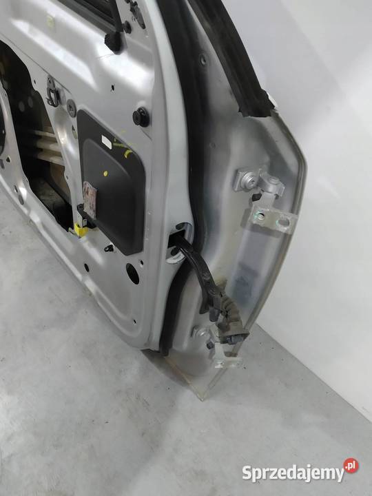 DRZWI LEWE PRZÓD LA7W Skoda Superb II 20082015