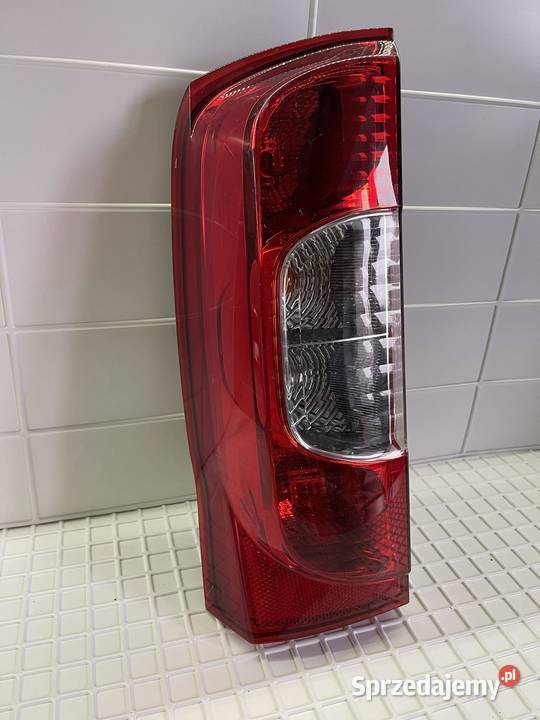 DACIA LOGAN LEWA LAMPA TYŁ KOMBI Ostroróg